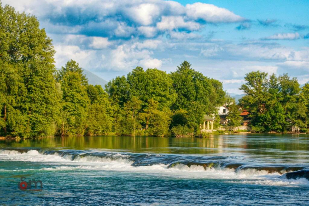 Una National ParkŠtrbački Buk Bihać travel guide Una rafting waterfalls in Bosnia Una hiking trails Martin Brod Bosnia nature travel best time to visit Una Bihać attractions Una National ParkŠtrbački Buk Bihać travel guide Una rafting waterfalls in Bosnia Una hiking trails Martin Brod Bosnia nature travel best time to visit Una Bihać attractions